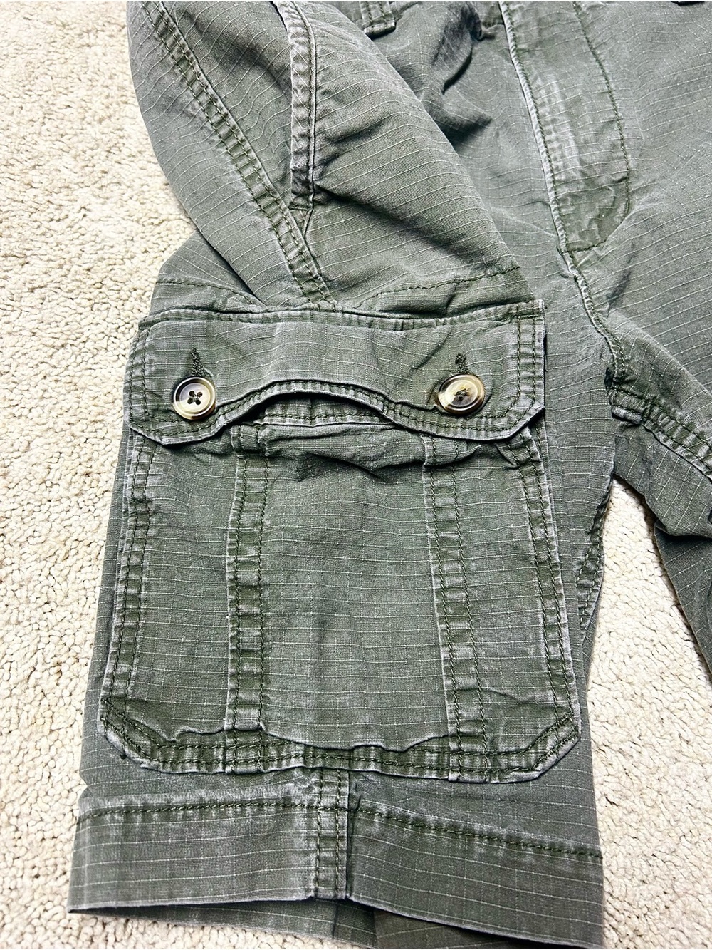 Old Navy Olive Green Ripstop Cargo Shorts Men’s Size 33